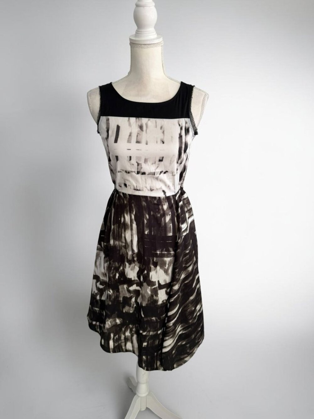 SIMPLY VERA WANG Black White A Line Dress Size XS